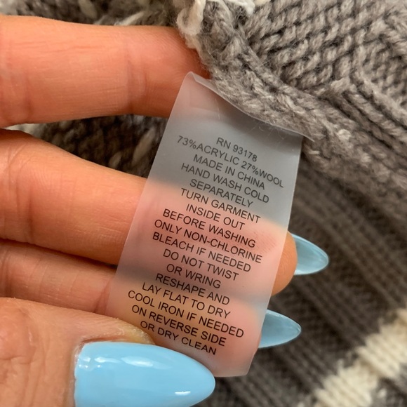 $198 Brand New Magaschoni - Picture 8 of 8